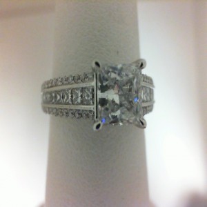 White 18 Karat Bridal  Ring With 0.67Tw R Diamonds