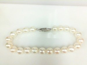 Sterling Silver With 6.5 - 7.00 Mm Fresh Water Pearls 7 1/2 Inch