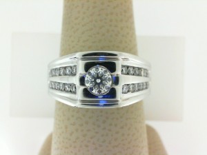 14Kw .86Ctw Diamond Gents Ring