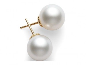 Mikimoto 18 Karat Yellow Gold Stud Earrings With 2=7.50-8.00mm  A+ Quality Round Akoya Pearls