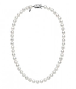 Mikimoto 18 Karat White Gold Strand With 58=7.00mm-7.50mm   A Quality Round  Akoya Pearls 18 Inch Length
