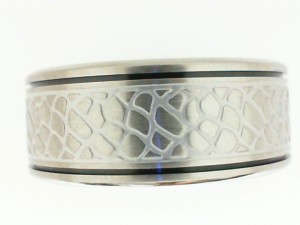 Triton: Gents Stainless Steel 9.5Mm Band With Faux Nugget Design & Black Detail - Size 10