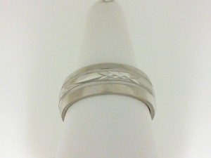 Camelot: Sterling Silver 8 Mm Gents Band - Size 9