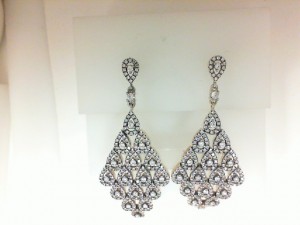 Sterling Silver And Cubic Zirconia Dangle Earrings / No Orders