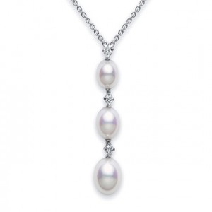 Mikimoto 18 Karat White Gold Pendant With One 5.50x6.00mm, One 6.00x6.50mm And One 7.00x7.50mm A+ Quality Round Akoya Pearl 
With 3=0.08tw Round Diamonds On 16