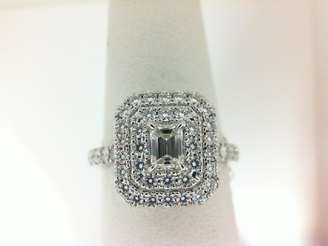 Forevermark: 18 Karat White Gold Ring With One 0.31Ct Forevermark Emerald Cut G Vvs2 Diamond And 49=0.63Tw Forevermark Petite Round Diamonds
FM 8078701