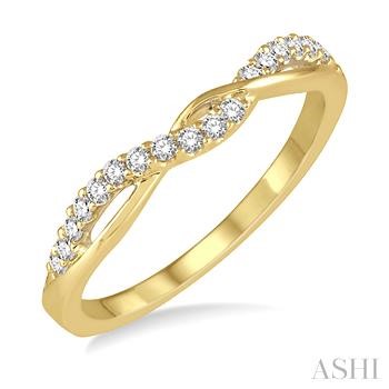 Stackable Diamond Fashion Band
1/5 ctw Twisted Top Round Cut Diamond Wedding Band in 14K Yellow Gold