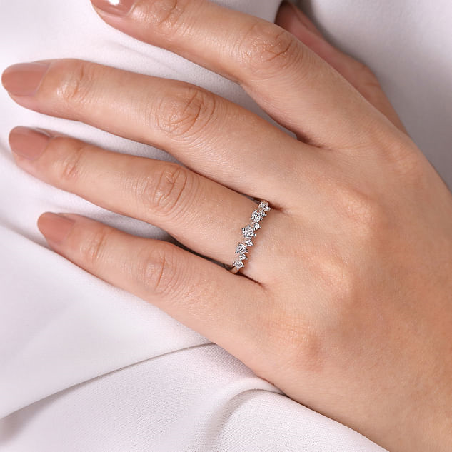 https://www.ackermanjewelers.com/upload/edge_product/110-2000101