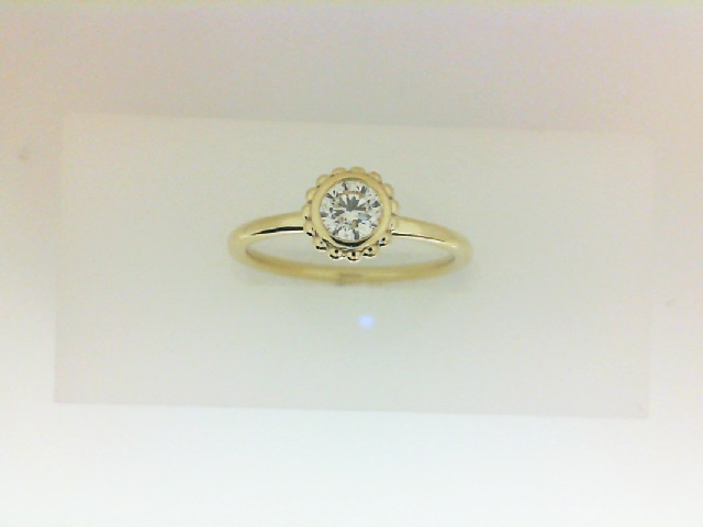 Forevermark: 18 Karat Yellow Gold Tribute Ring With One 0.25Ct Forevermark Round Diamond
Fm3802807
