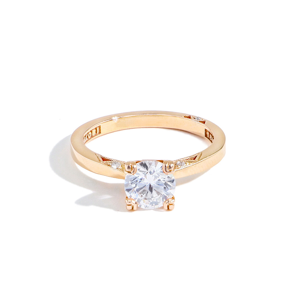 Tacori: 18 Karat Rose Gold Simply Tacori Semi-Moumt Ring With 6=0.05Tw Round Diamonds
For 6.45mm Center