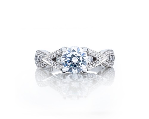 Tacori:  Platinum Ribbon Semi-Mount Ring With .46Tw Round Diamonds
For 7.5mm Center