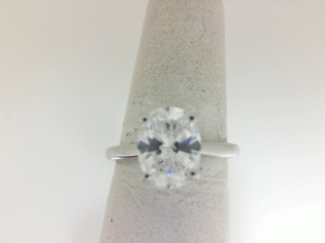 Verriago 14 Karat White Gold Oval Solitaire 0.03 Ct semi mount