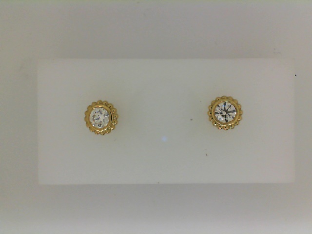 Forevermark: 18 Karat Yellow Gold Tribute Earrings With One 0.25Ct Forevermark Rnd I Vs1 Diamond And One 0.25Ct Forevermark Rnd I Vs1 Diamond