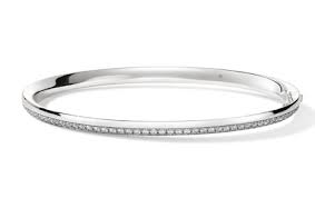 Hearts On Fire 18 Karat White Gold Barre Pave Diamond Bangle 0.82 Ct