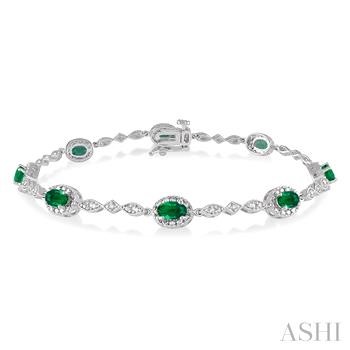 14 Karat Emerald Oval Shape Gemstone & Diamond Bracelet