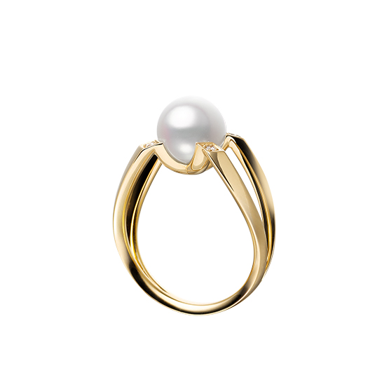 Mikimoto 18 KaratYellow Gold Akoya Pearl Ring With Diamonds 0.04Ctw