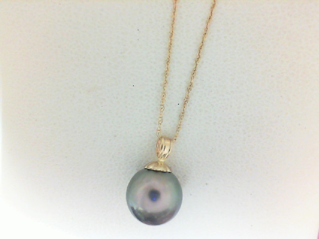 14 Karat Yellow Gold Pendant With One 8.50X 9.0mm Round Black Dyed Pearl On 18