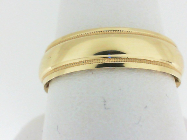 Tacori: 18 Karat Yellow Gold With Milgrain Detail 6mm Wedding Band
Size 10.5