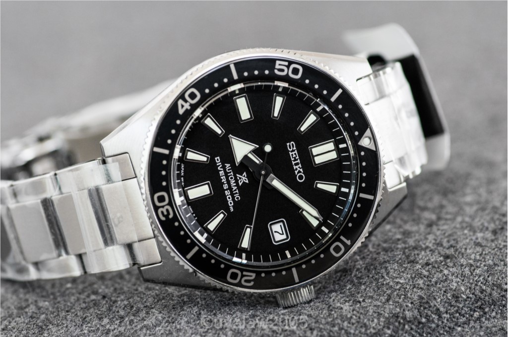 Seiko  Prospex 42.6mm Stainless Steel Automatic With Manual Winding Capacity Watch
Case Is Stainless steel With Super Hard Coating, Black Dial With Lumibrite On Hands And Indexs, Black 
Unidirectional Rotating Bezel And Curved Sapphire Crystal With Anti