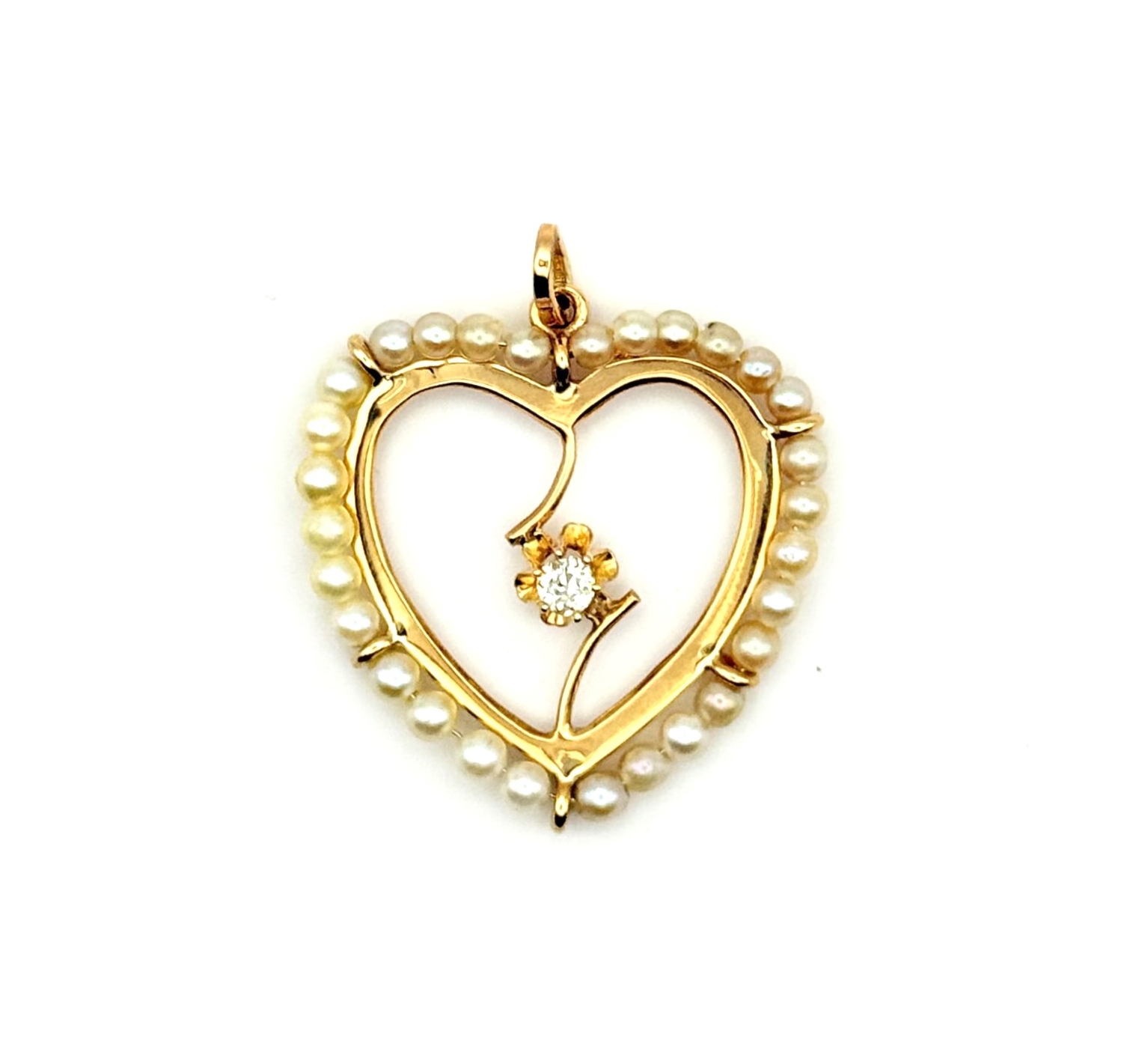 Estate 14 Karat Yellow Gold Heart Pendant With Seed Pearls and Euro Diamond (AS IS)
Length: no chain