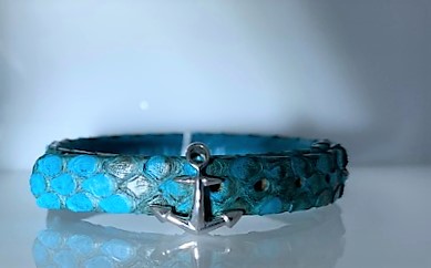 Sting HD: Turquoise Phthon Sterling Silver Bracelet
Name: Luxe
Length: Medium
Diameter: 8.5 mm